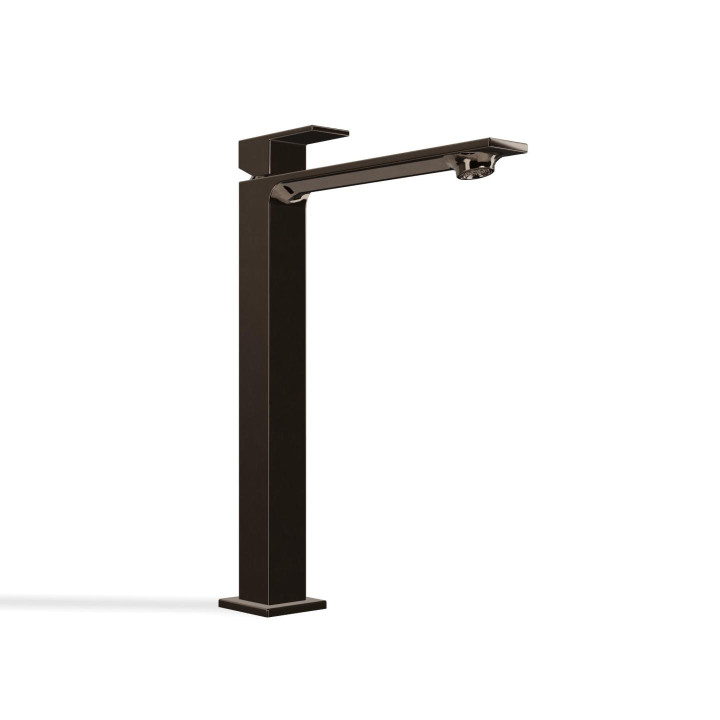 Смеситель Treemme Q30 28.8 см Polished Black Chrome