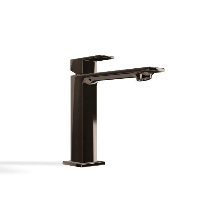 Смеситель Treemme Q30 16.5 см Polished Black Chrome