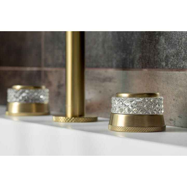 Boheme 152-MG-A смеситель для раковины, 3 отв.